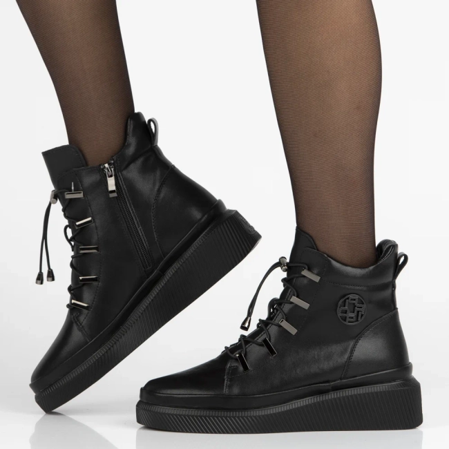 Leather ankle boots Filippo DBT7416/25 BK black