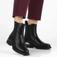 Leather ankle boots Filippo DBT7196/25 BK black