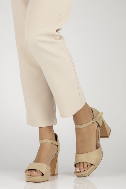 Sandały na obcasie Filippo DS4489/23 BE beżowe