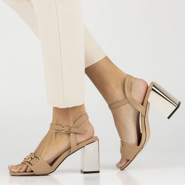 Sandały na obcasie Filippo DS4502/23 BE beżowe