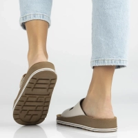 Leather flip-flops Maciejka P7537-22/00-4 beige