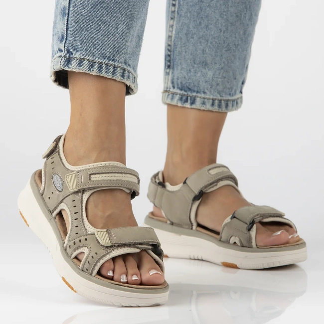 Leather sandals Filippo DS7034/25 BE beige