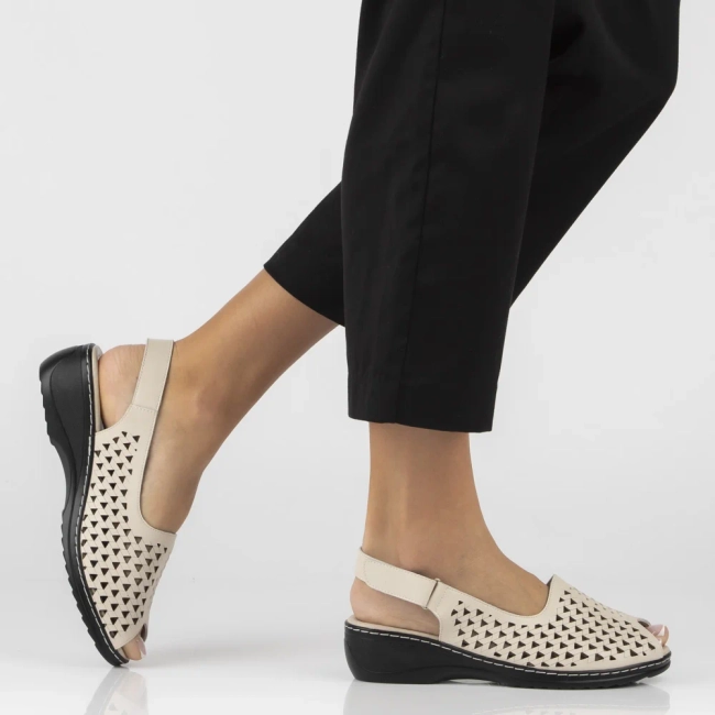 Leather sandals Filippo DS7763/26 BE beige