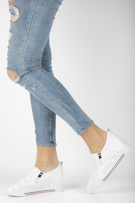 Leather shoes Filippo DP1356/21 WH white