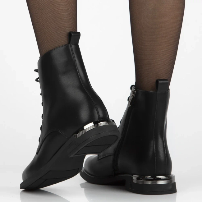 Skórzane trzewiki Filippo DBT7193/25 BK czarne