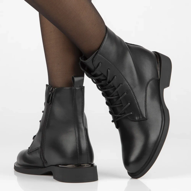 Leather ankle boots Filippo DBT6520/24 BK black