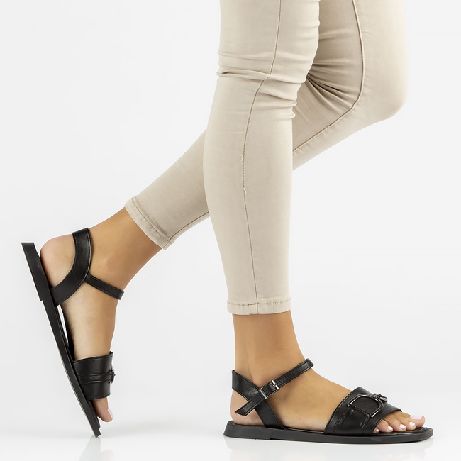 Leather sandals Filippo DS3901/22 BK black