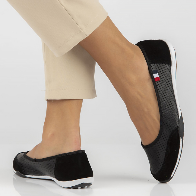 Skórzane baleriny Filippo DP142/23 BK czarne