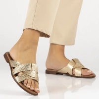 Leather flip-flops Filippo 40387 gold