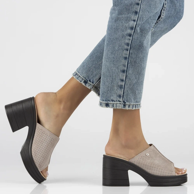 Leather slippers Filippo DK6814/25 BE beige