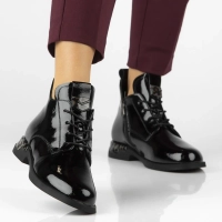 Leather ankle boots Filippo DBT7229/25 BK black