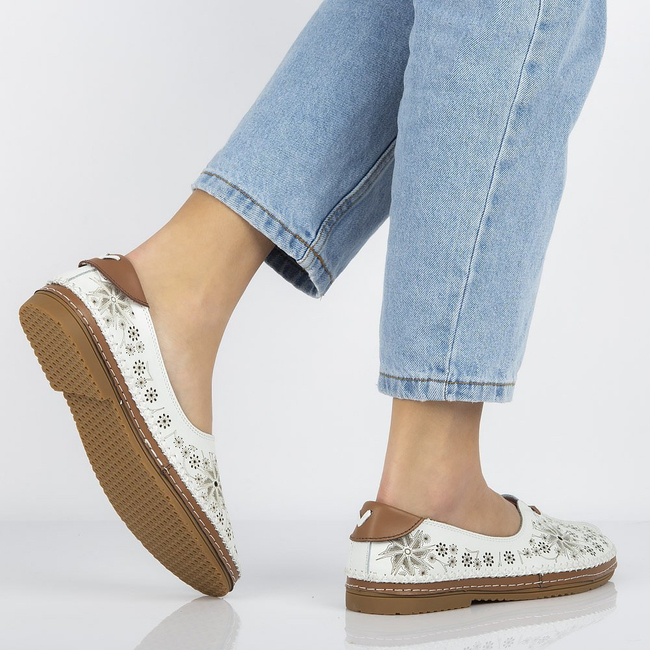 Leather shoes Filippo DP1224/20 WH white