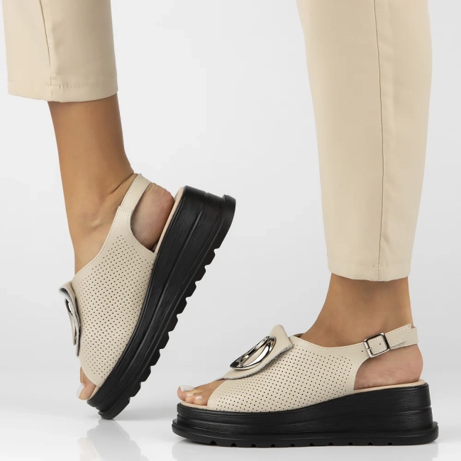 Leather sandals Filippo DS6756/25 BE beige