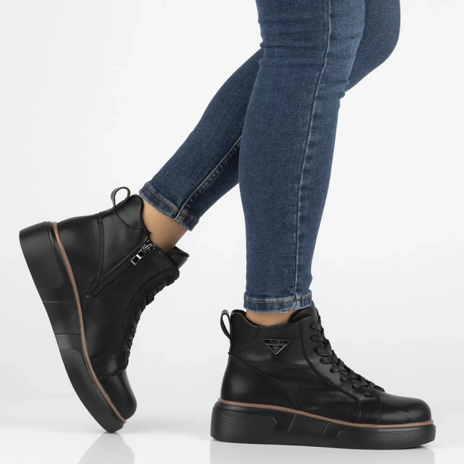 Leather ankle boots Filippo DBT6452/24 BK black