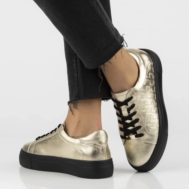 Leather sneakers Filippo DP6850/25 GO gold