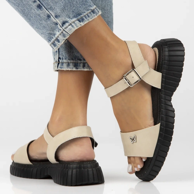 Leather sandals Filippo DS6811/25 BE beige