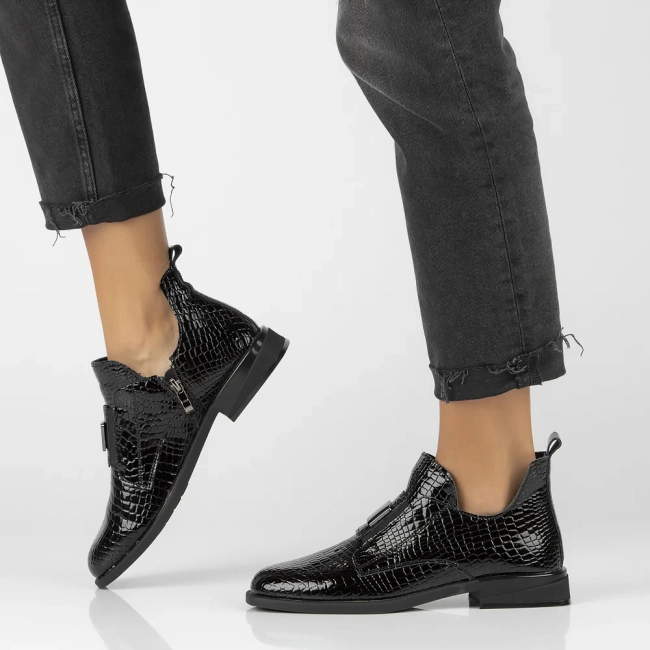 Leather ankle boots Filippo DBT6493/25 BK black