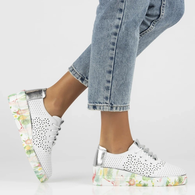 Leather shoes Artiker 56C1799 white