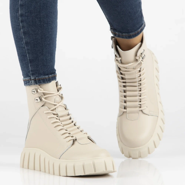 Leather ankle boots Filippo DBT6312/25 BE beige