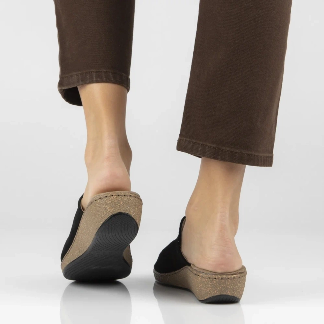 Leather flip-flops Filippo DK7567/26 BK black