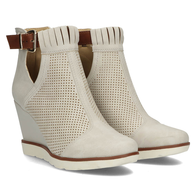 Wedge ankle boots Filippo DBT207/22 BE beige