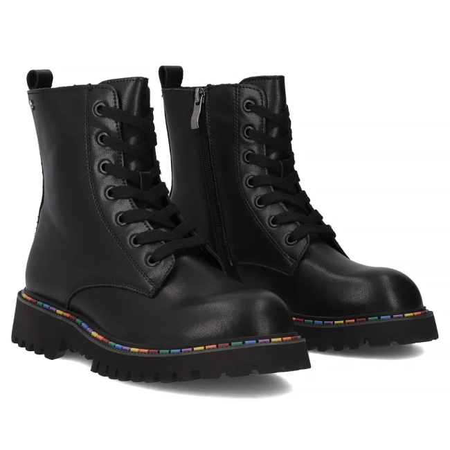 Leather ankle boots Filippo DBT7428/25 BK black