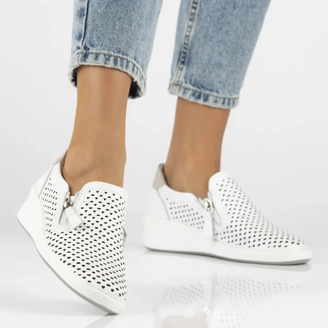 Leather shoes DP6210/24 WH white