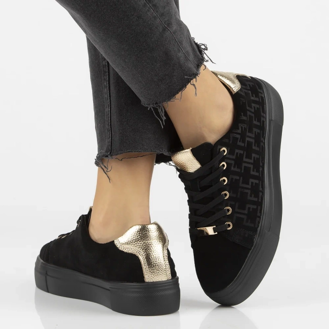 Leather sneakers Filippo DP6850/25 BK black