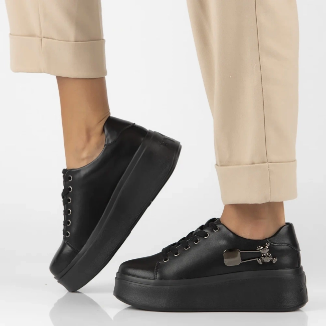 Leather sneakers Filippo DP6423/24 BK black