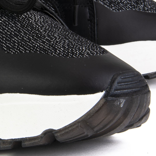 Sneakersy S.Oliver 5-23633-22 001 czarne