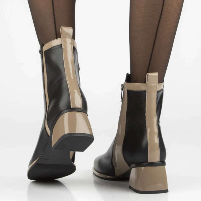 Leather ankle boots Filippo DBT7350/25 BK BE black