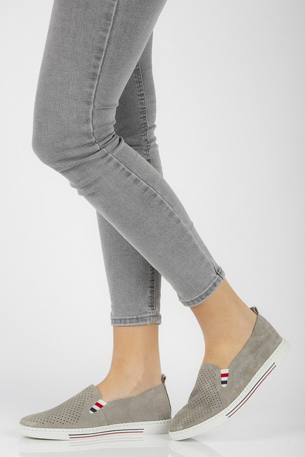 Skórzane półbuty FILIPPO DP1272/21 GR szare