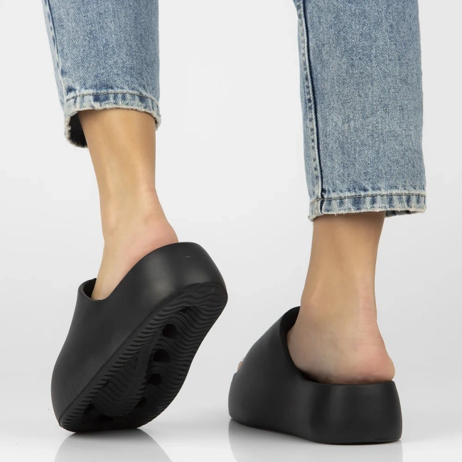 Klapki Filippo DK7113/25 BK czarne