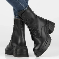 Skórzane botki typu workery Filippo DBT6557/24 BK czarne