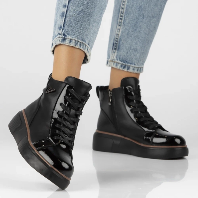 Leather ankle boots Filippo DBT6453/25 BK black