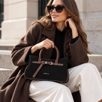 Black handbag Moretti