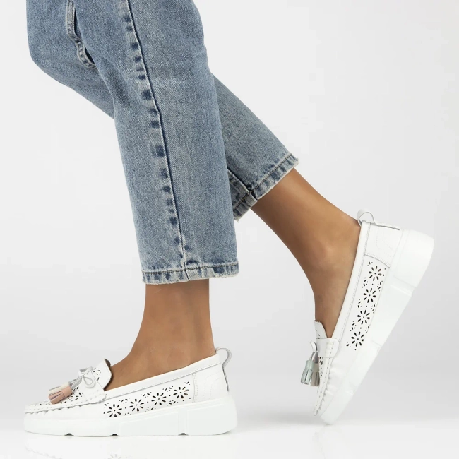 Leather loafers Filippo DP6705/25 WH white