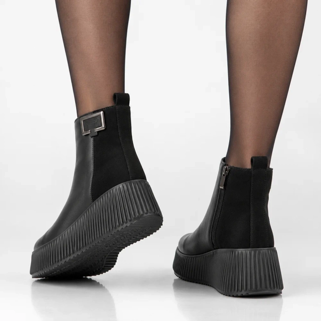 Leather platform ankle boots Filippo DBT7268/26 BK black