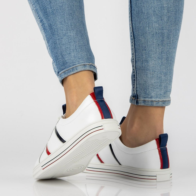 Leather shoes Filippo DP2045/21 WH white