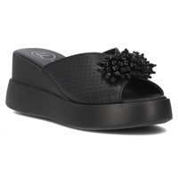 Skórzane klapki Filippo DK6077/24 BK czarne