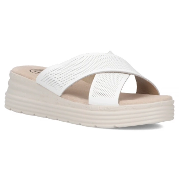Skórzane klapki Filippo DK6707/25 WH białe