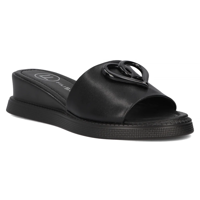Skórzane klapki Filippo DK6068/24 BK czarne