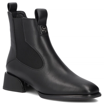 Skórzane botki na obcasie Filippo DBT8136/26 BK czarne